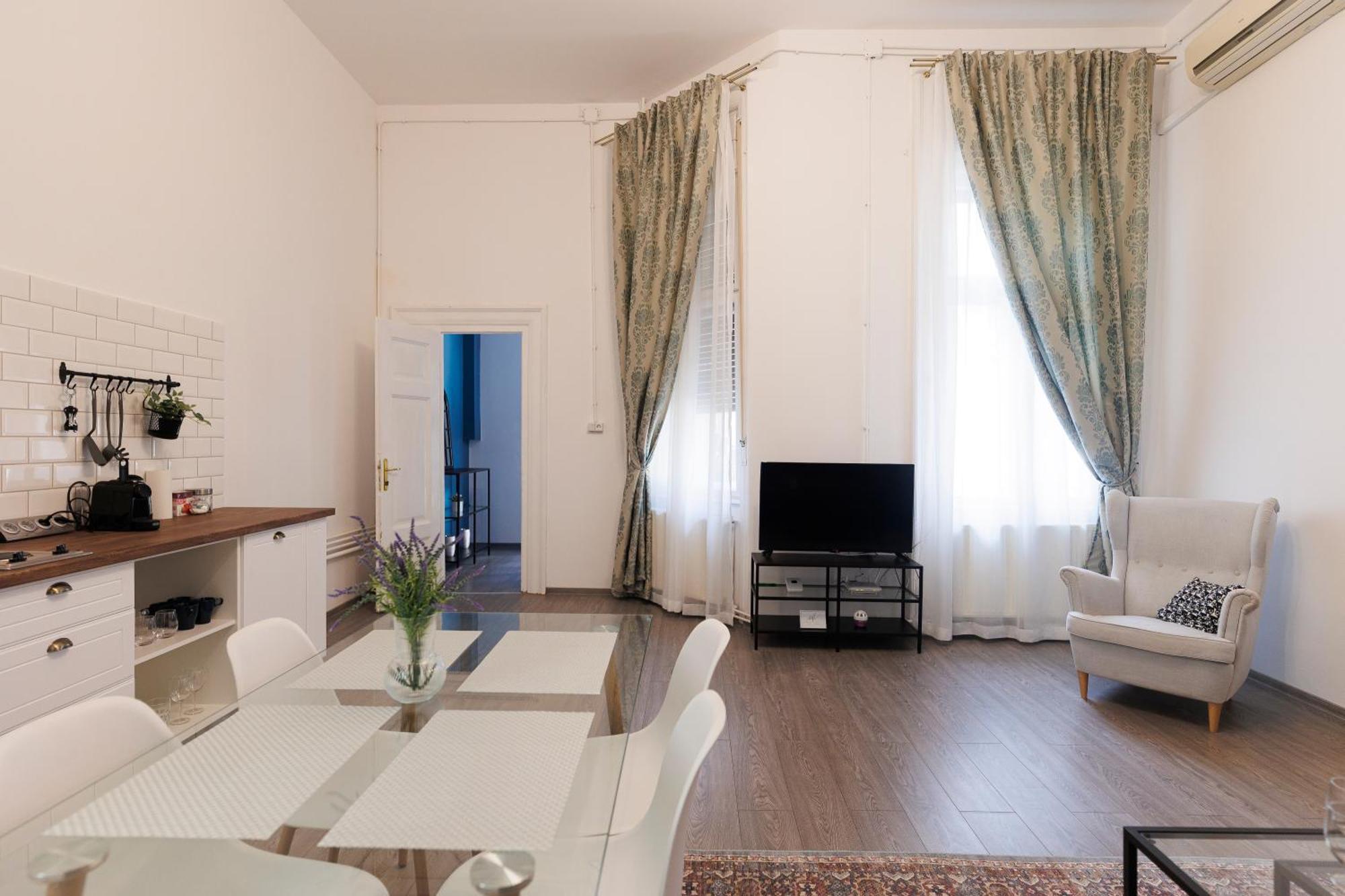 Hidden Gem In The Hearth Of Historical City Center Тимишоара Екстериор снимка